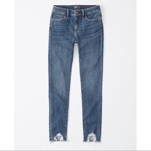 Mid Rise Super Skinny Ankle Jean